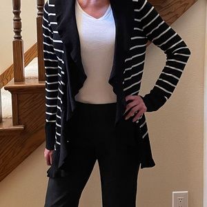 White House Black Market open front cardigan in size Medium new with tags